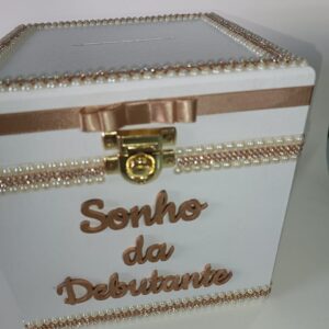 COFRE SONHO DA DEBUTANTE